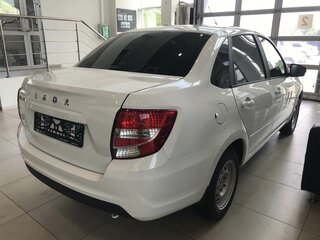 2026 Lada (ВАЗ) Granta I Рестайлинг, белый, 1068000 рублей, вид 3
