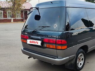1995 Toyota Town Ace II Рестайлинг 3, синий, 700000 рублей, вид 5