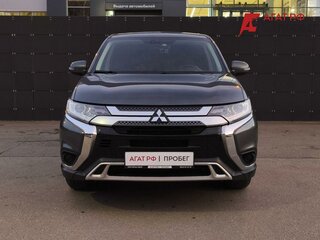 2020 Mitsubishi Outlander III Рестайлинг 3, серый, 2550000 рублей, вид 2
