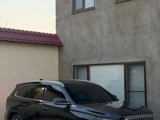 2025 Geely Monjaro (Xingyue L) I Рестайлинг (China Market), чёрный, 3720000 рублей, вид 2