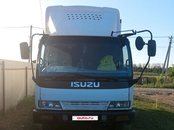 1996 Isuzu Como, белый, 1500000 рублей - вид 10