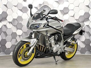 2001 Yamaha FZS1000 Fazer, серебристый, 399000 рублей, вид 2