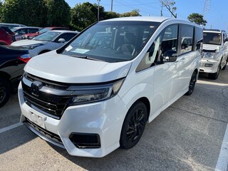 2019 Honda Stepwgn Spada V Рестайлинг, белый, 2500000 рублей, вид 1