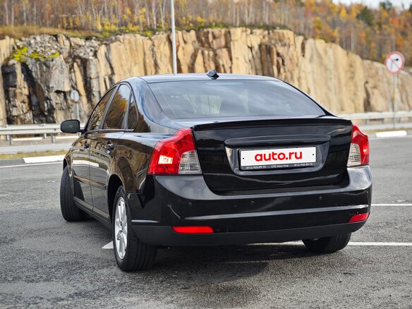 2008 Volvo S40 II Рестайлинг, чёрный, 749000 рублей - вид 3