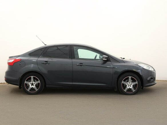 2011 Ford Focus III, синий, 797000 рублей - вид 2