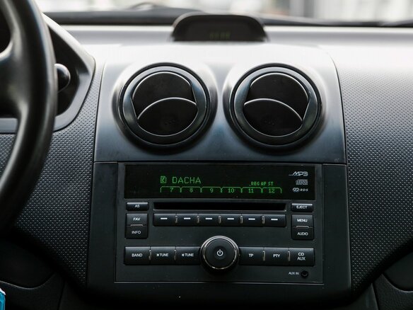 2008 Chevrolet Aveo I Рестайлинг, серебристый, 300000 рублей - вид 20
