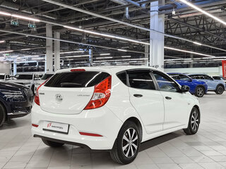 2014 Hyundai Solaris I Рестайлинг, белый, 838000 рублей, вид 3