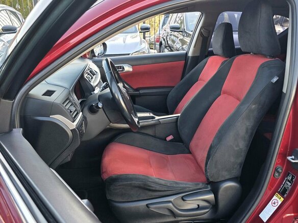 2012 Lexus CT 200h I, красный, 1570000 рублей - вид 12