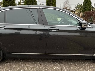 2016 BMW 7 серии Long 730Ld xDrive VI (G11/G12), серый, 3850000 рублей, вид 3