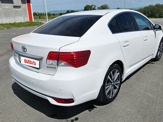 2011 Toyota Avensis III Рестайлинг, белый, 1400000 рублей, вид 5