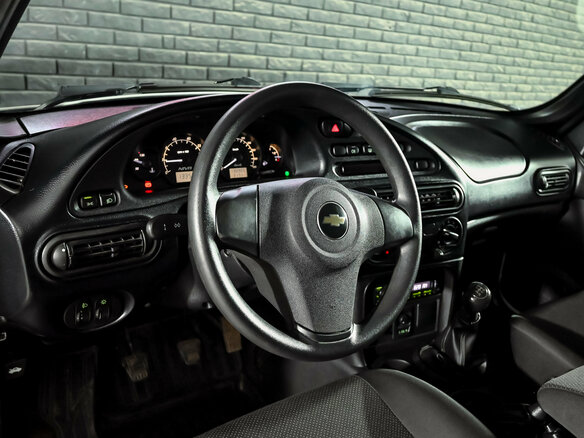 2018 Chevrolet Niva I Рестайлинг, белый, 675000 рублей - вид 11