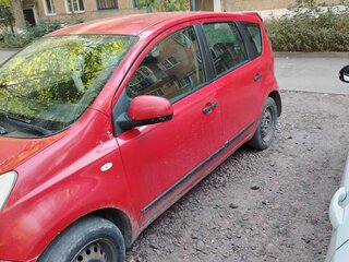 2009 Nissan Note I Рестайлинг, красный, 450008 рублей, вид 4