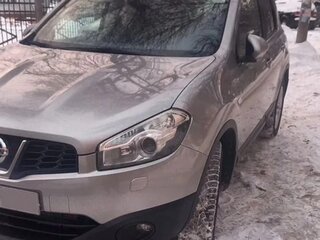 2010 Nissan Qashqai I Рестайлинг, серебристый, 1260000 рублей, вид 4