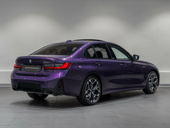 2025 BMW 3 серии 330i VII (G2x) Рестайлинг 2, фиолетовый, 6250000 рублей - вид 4