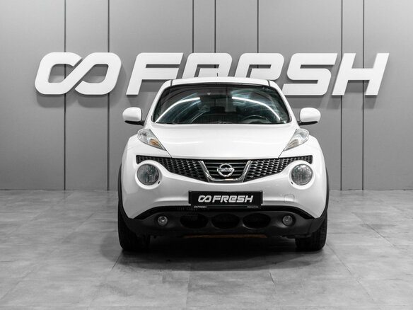 2011 Nissan Juke I, белый - вид 2