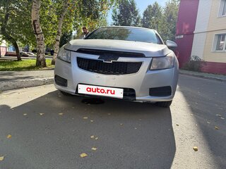 2011 Chevrolet Cruze I, серебристый, 480000 рублей, вид 2