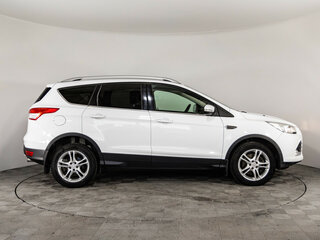 2014 Ford Kuga II, белый, 945000 рублей, вид 4