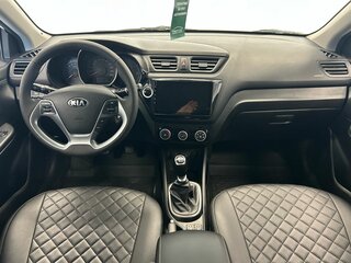 2016 Kia Rio III Рестайлинг, белый, 1100000 рублей, вид 4