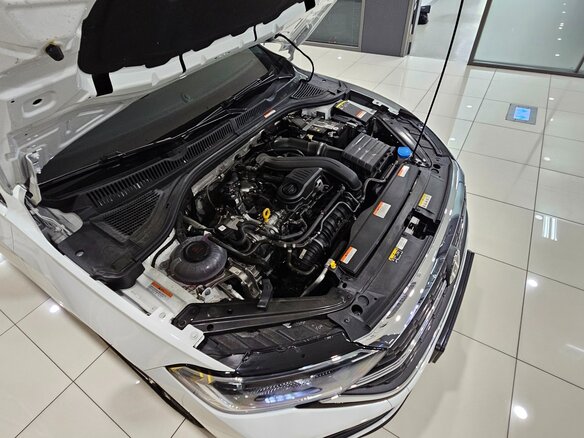 2023 Volkswagen Jetta VII Рестайлинг, белый - вид 16