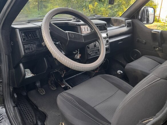 1993 Volkswagen Caravelle T4, чёрный, 205000 рублей - вид 4