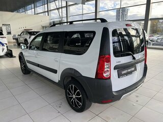 2016 Lada (ВАЗ) Largus Cross I, белый, 845000 рублей, вид 4