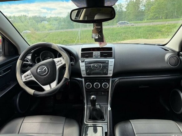 2008 Mazda 6 II (GH), пурпурный, 350000 рублей - вид 9