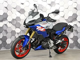 2024 BMW F 900 XR, белый, 1249000 рублей, вид 2