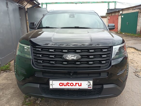 2017 Ford Explorer V Рестайлинг, чёрный, 2700000 рублей - вид 1