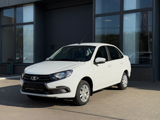 2026 Lada (ВАЗ) Granta I Рестайлинг, белый, 1101000 рублей, вид 1