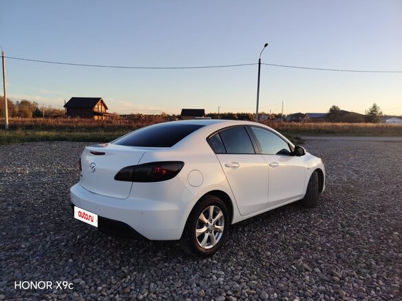 2010 Mazda 3 II (BL), белый, 950000 рублей - вид 5