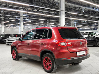 2011 Volkswagen Tiguan I, красный, 638000 рублей, вид 4