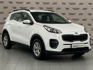 2018 Kia Sportage IV, белый, 2049000 рублей, вид 3