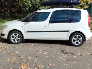 2012 Skoda Roomster I Рестайлинг, белый, 750000 рублей, вид 1