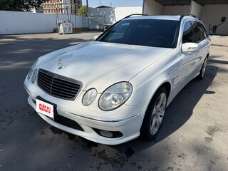 2005 Mercedes-Benz E-Класс 500 III (W211, S211), белый, 990000 рублей, вид 1