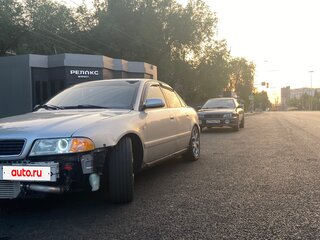 1999 Audi A4 I (B5) Рестайлинг, серебристый, 570000 рублей, вид 2