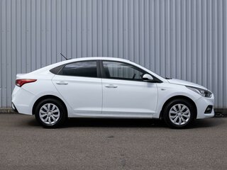 2019 Hyundai Solaris II, белый, 1429000 рублей, вид 5