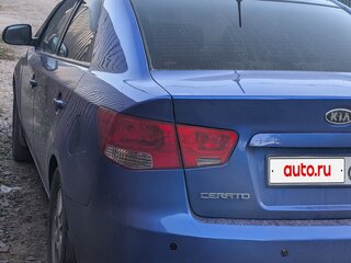 2011 Kia Cerato 5-speed II, голубой, 600000 рублей, вид 4