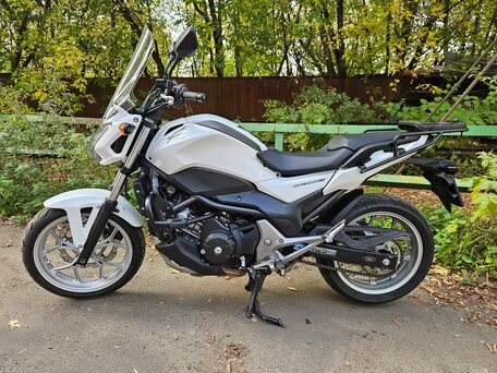 2016 Honda NC 750S, белый, 480000 рублей, вид 2