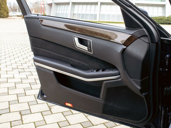 2016 Mercedes-Benz E-Класс 200 IV (W212, S212, C207) Рестайлинг, синий, 1675000 рублей - вид 11