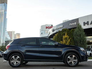 2018 Mercedes-Benz GLA 200 I (X156) Рестайлинг, синий, 1573000 рублей, вид 3