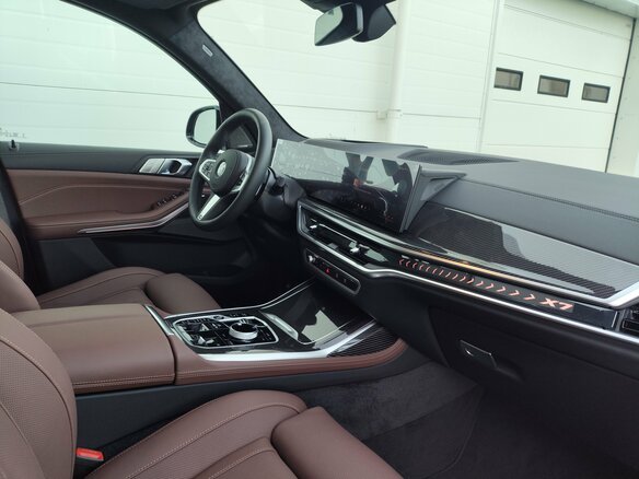 2026 BMW X7 40d I (G07) Рестайлинг, зелёный, 17349000 рублей - вид 15