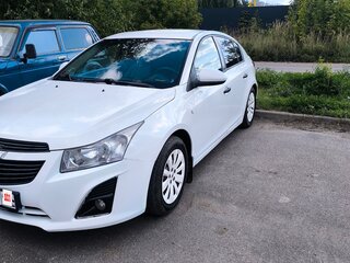 2012 Chevrolet Cruze I Рестайлинг, белый, 500000 рублей, вид 3