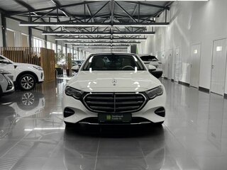 2025 Mercedes-Benz E-Класс 220 d VI (W214, S214), белый, 7995000 рублей, вид 3