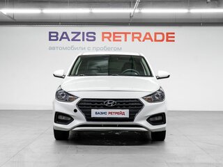 2018 Hyundai Solaris II, белый, 820000 рублей, вид 2