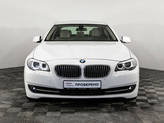2012 BMW 5 серии 520i VI (F10/F11/F07), белый, 1949000 рублей, вид 2
