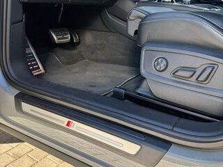 2018 Audi Q5 II (FY), серый, 3800000 рублей, вид 3