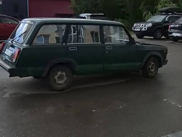 1999 Lada (ВАЗ) 2104 4-speed, зелёный, 60000 рублей
