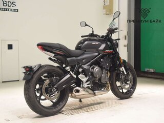2025 Triumph Trident 660, чёрный, 1085000 рублей, вид 5