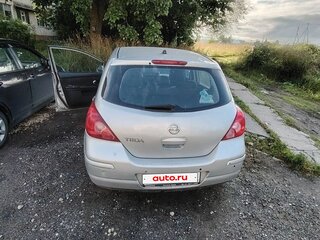 2008 Nissan Tiida I, серебристый, 250000 рублей, вид 4