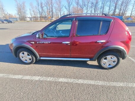 2014 Renault Sandero Stepway I, красный, 620000 рублей, вид 4